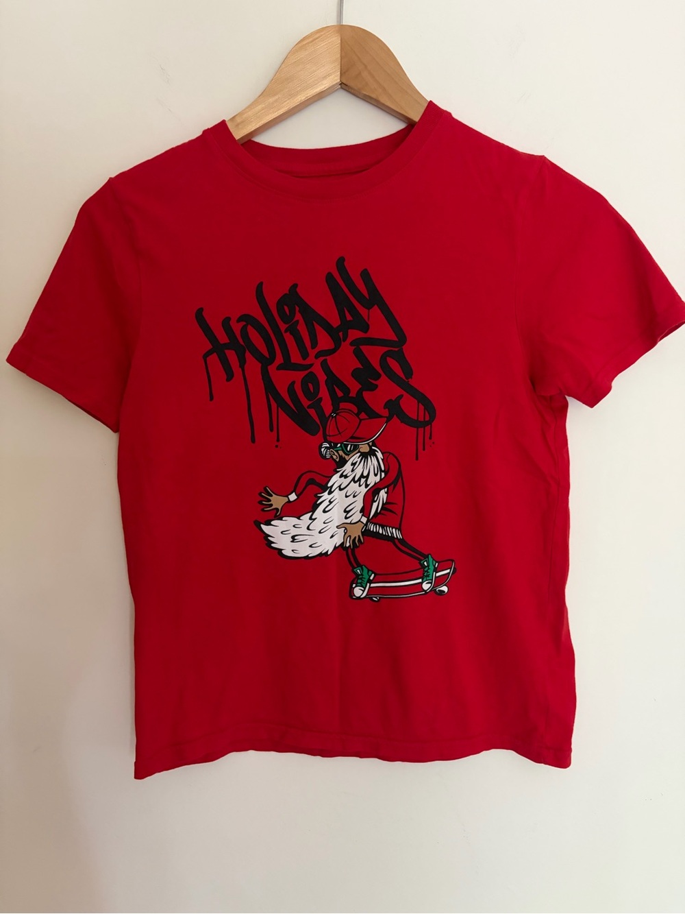 H&M Holiday Graphic T-shirt